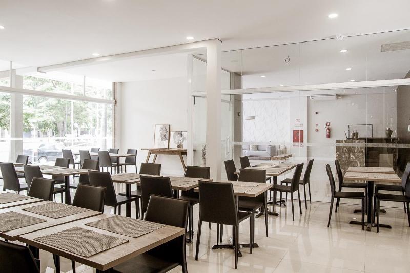 Bristol Easy Uba Hotel Bagian luar foto